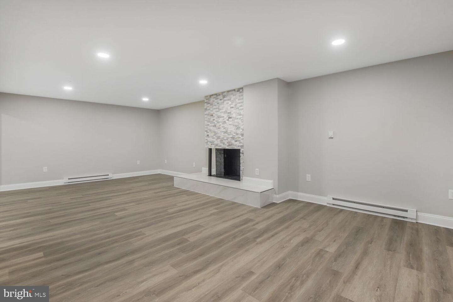 2 Rolling Knoll Court photo 33