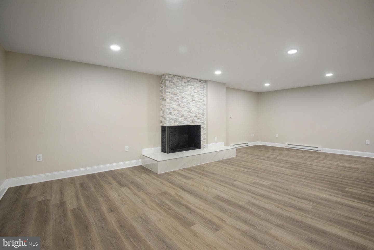 2 Rolling Knoll Court photo 36