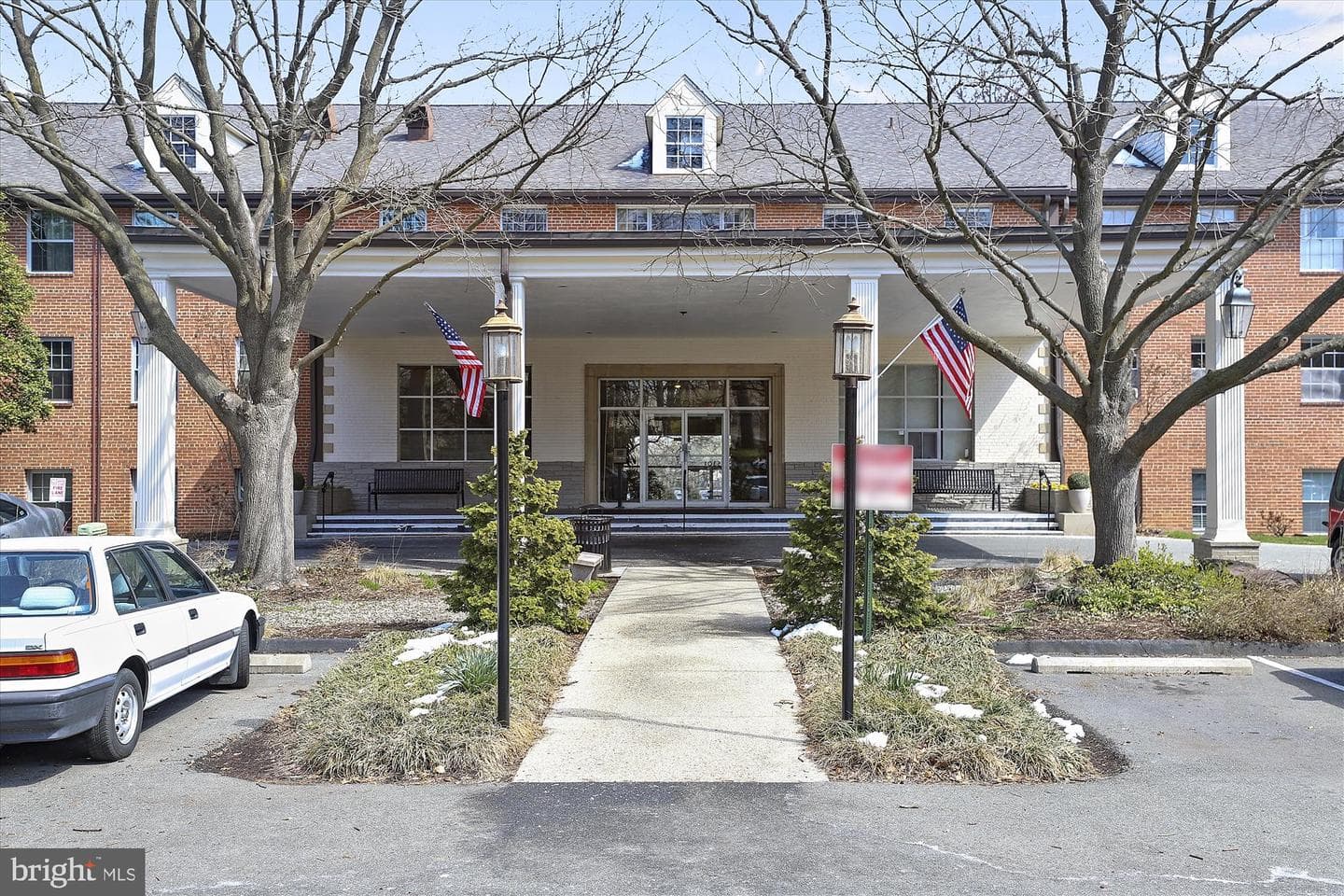5301 Westbard Circle #221 photo 1