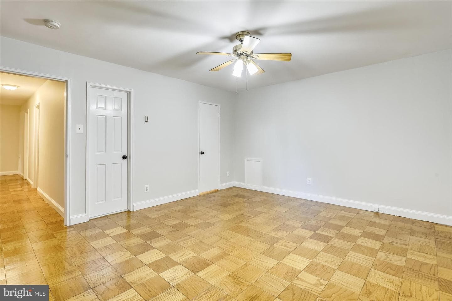 5301 Westbard Circle #221 photo 28