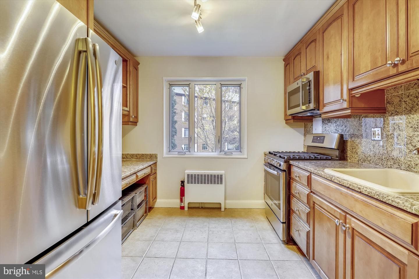 5301 Westbard Circle #221 photo 3