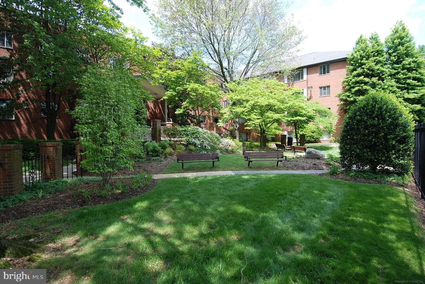 5301 Westbard Circle #221 photo 32