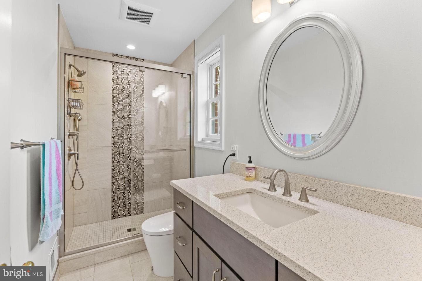 7211 Radnor Road photo 21