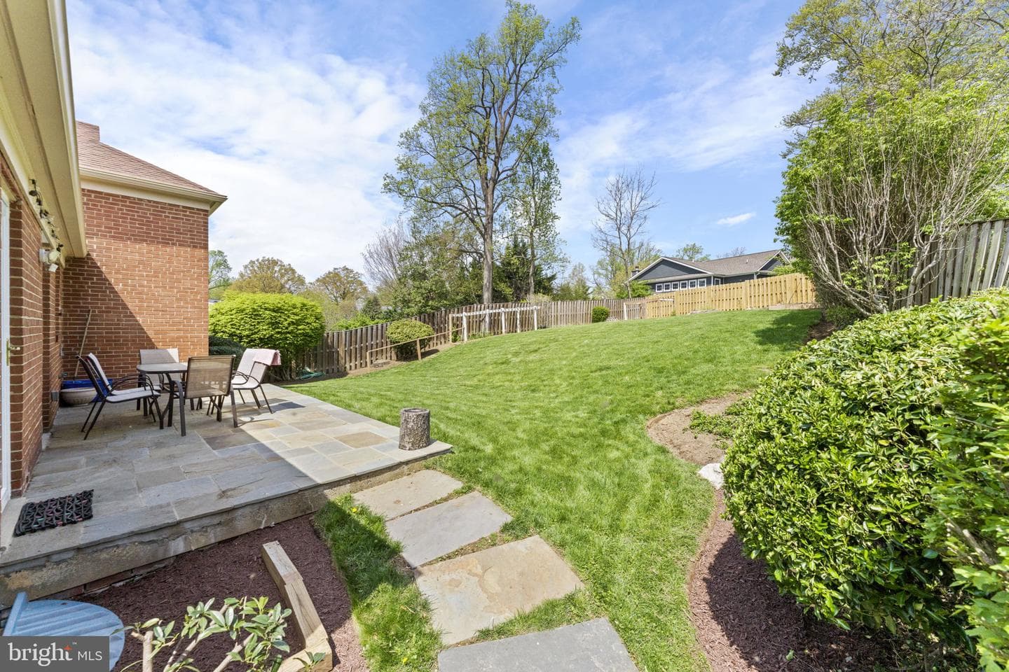 7211 Radnor Road photo 48