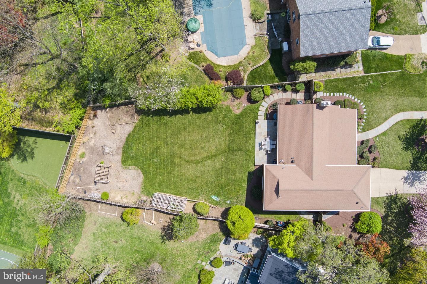 7211 Radnor Road photo 55