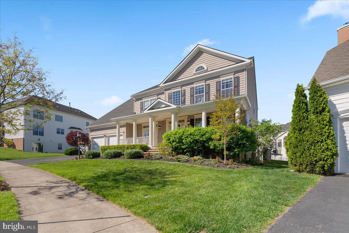 23217 Linden Vale Drive photo 3