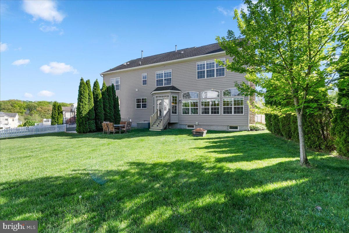 23217 Linden Vale Drive photo 64