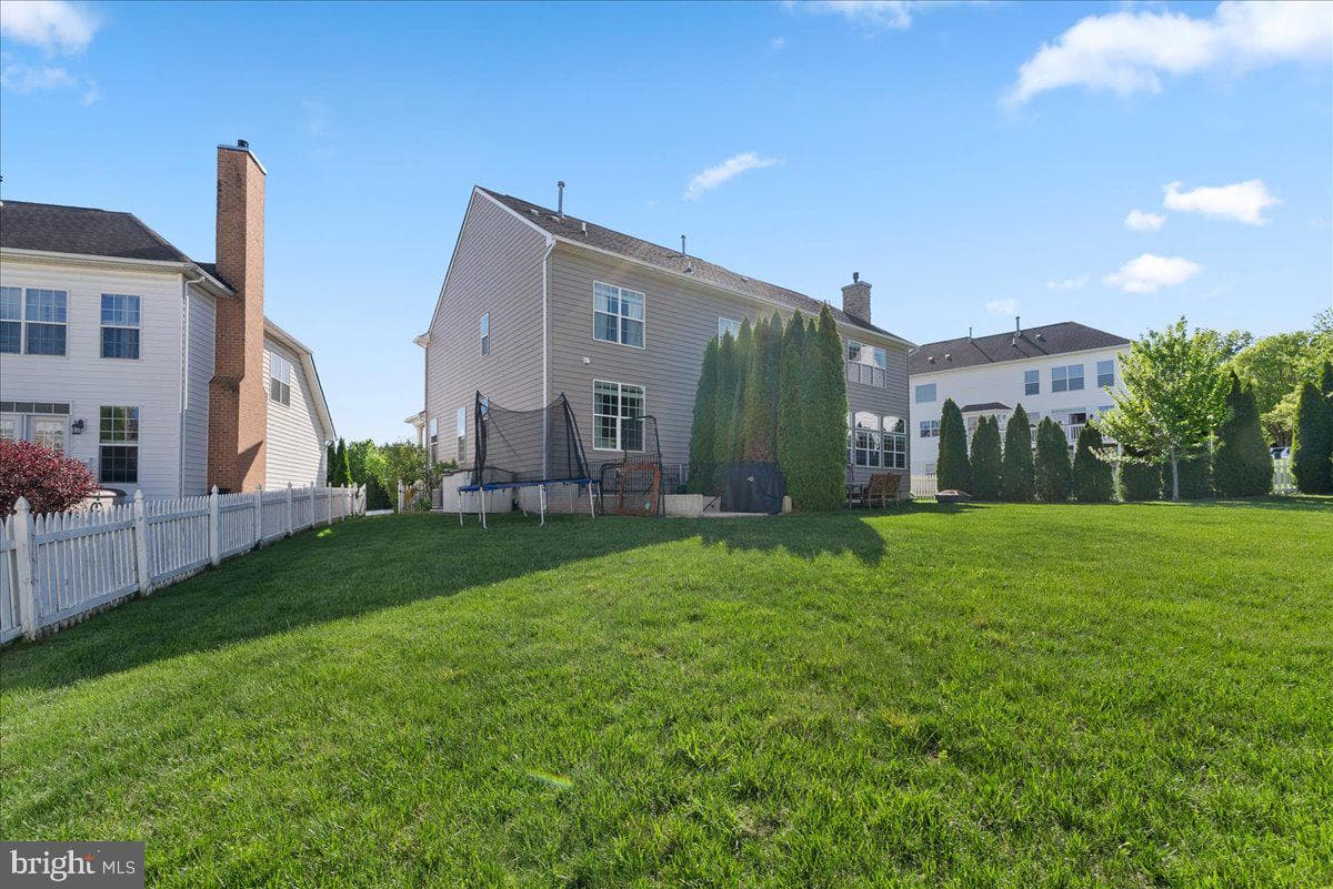 23217 Linden Vale Drive photo 68