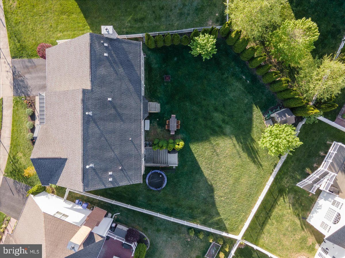 23217 Linden Vale Drive photo 76