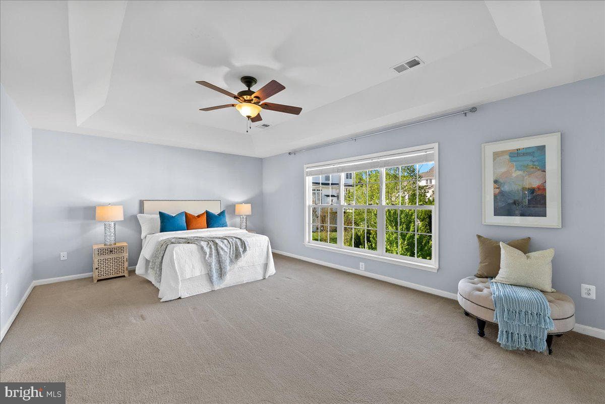 23217 Linden Vale Drive photo 9
