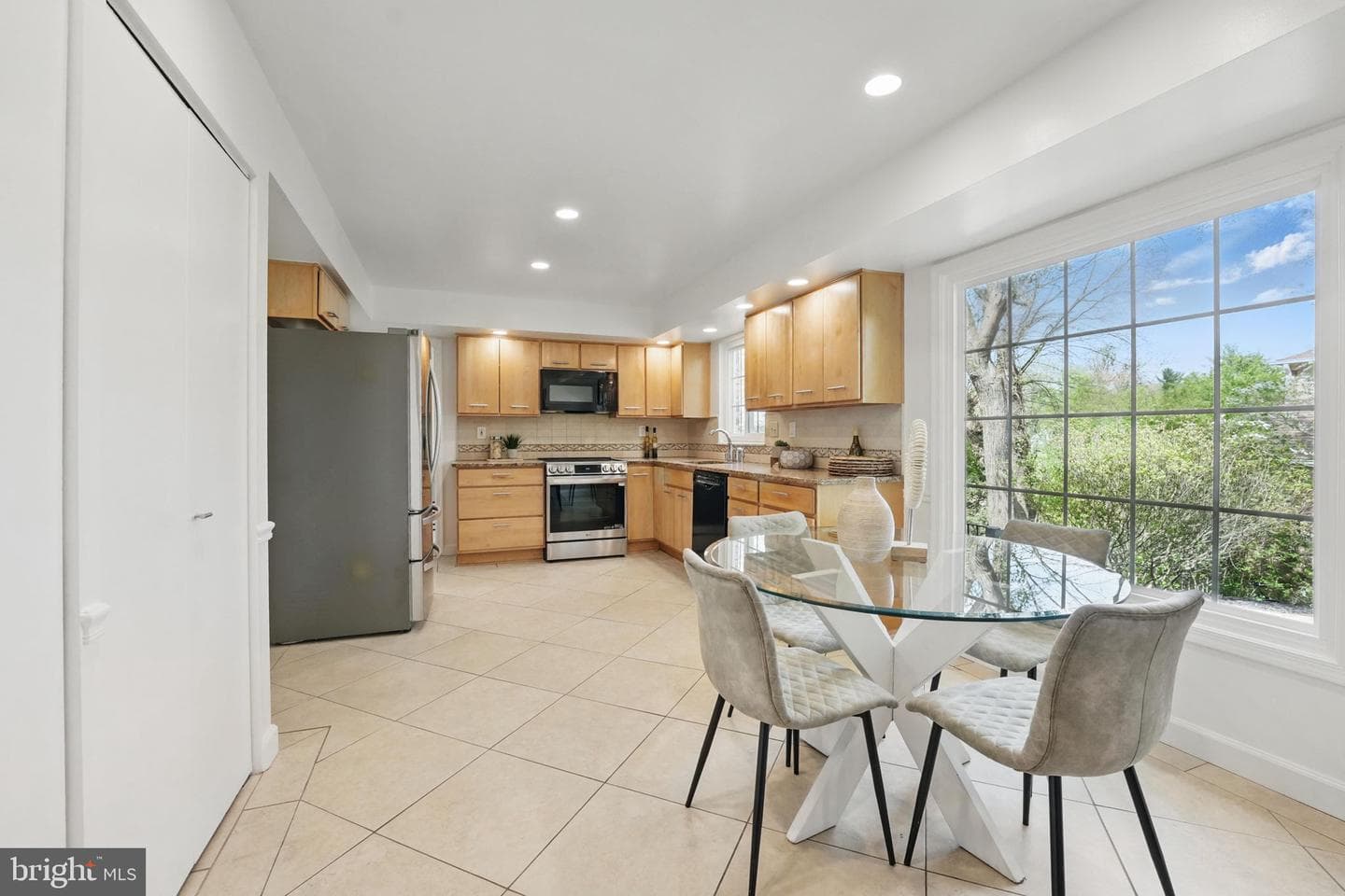 12721 Huntsman Way photo 3