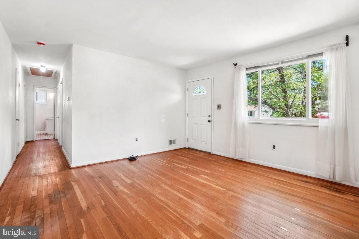 11208 Troy Road photo 4