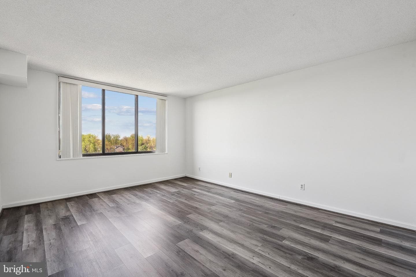 5225 Pooks Hill Road #1728s photo 13