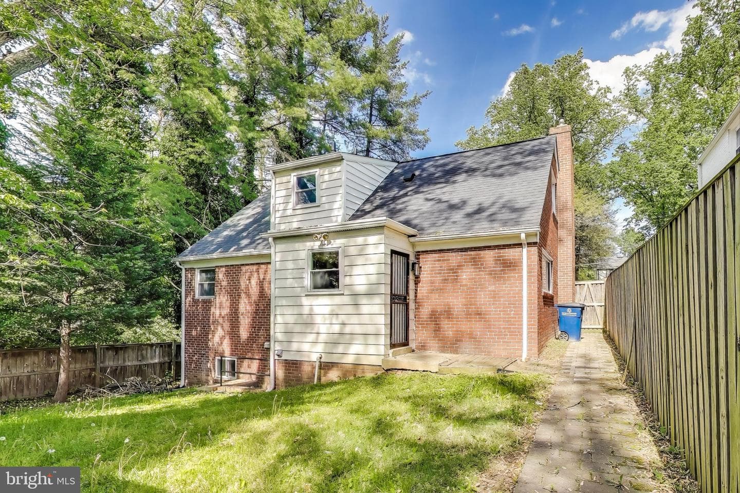 9502 Woodland Drive photo 34