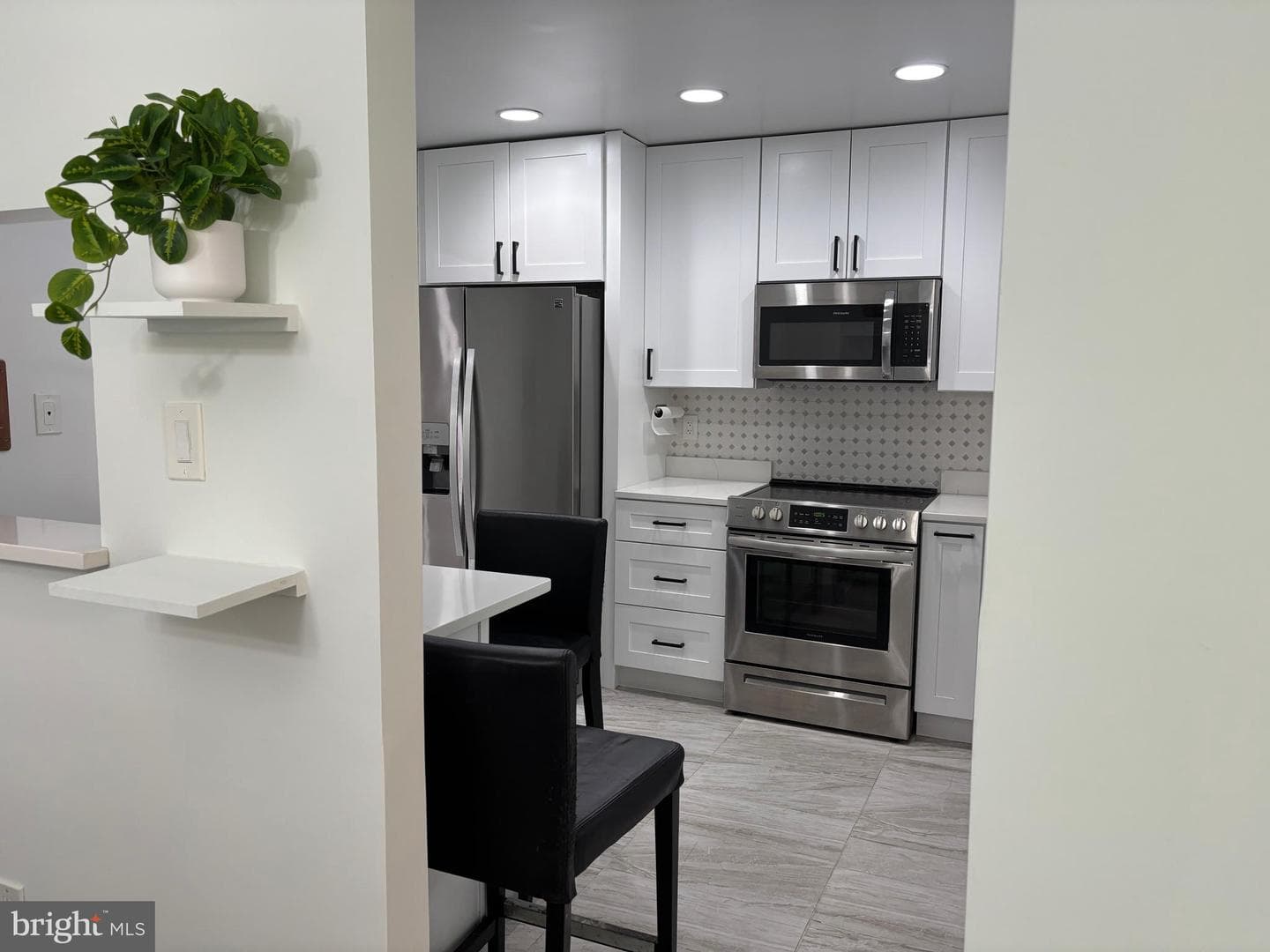 10310 Royal Road photo 22