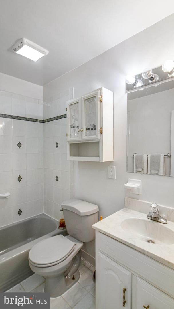 10310 Royal Road photo 35