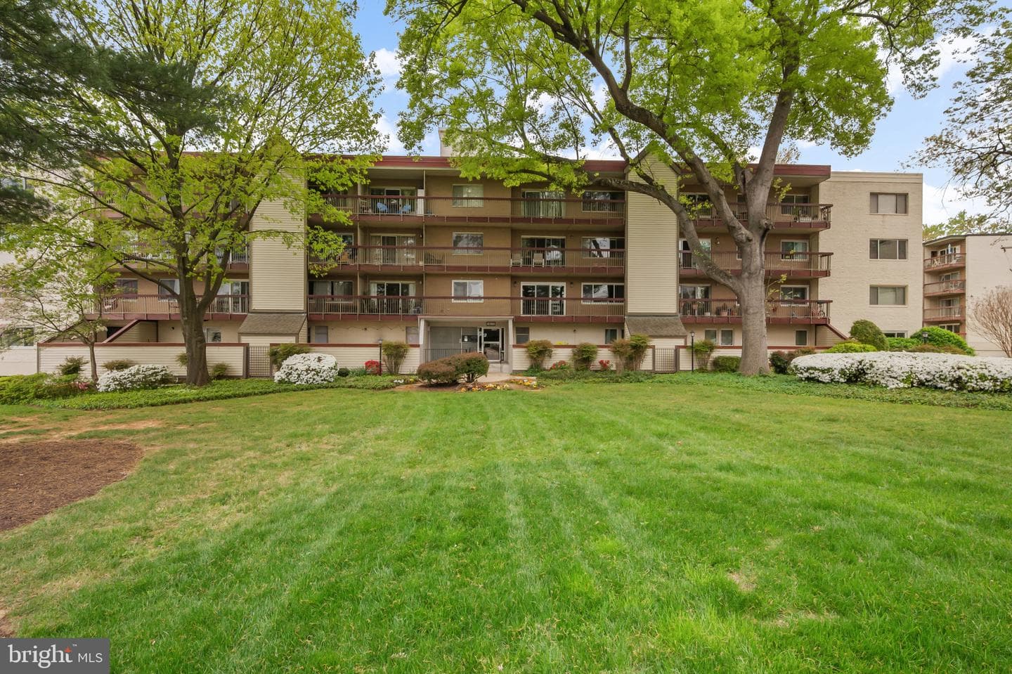 10300 Westlake Drive #s205 photo 1