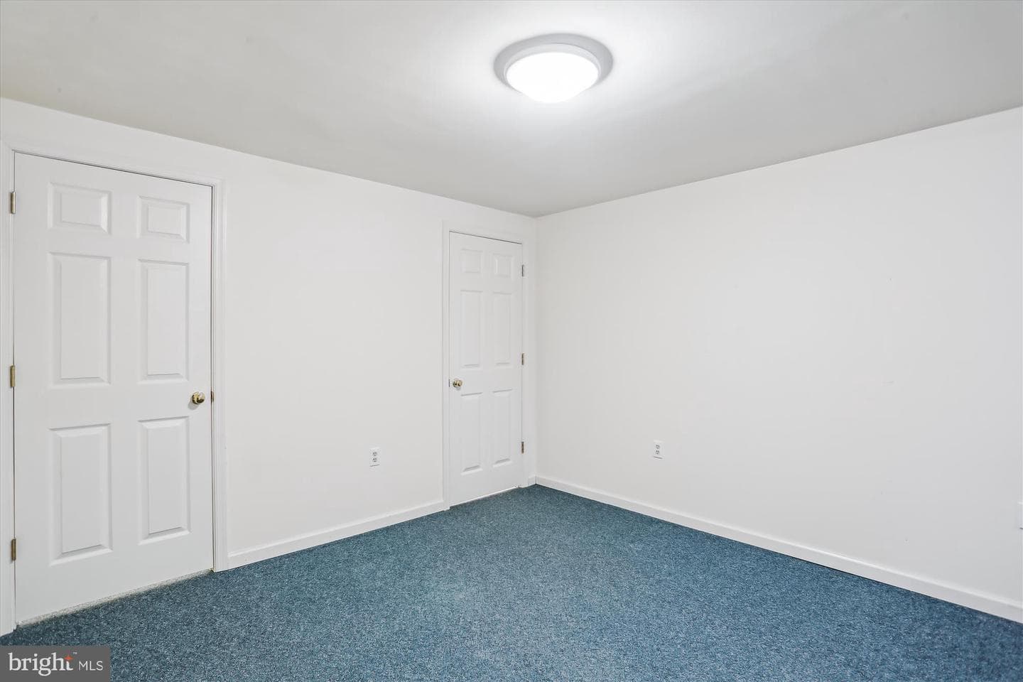 18565 Queen Elizabeth Drive photo 80