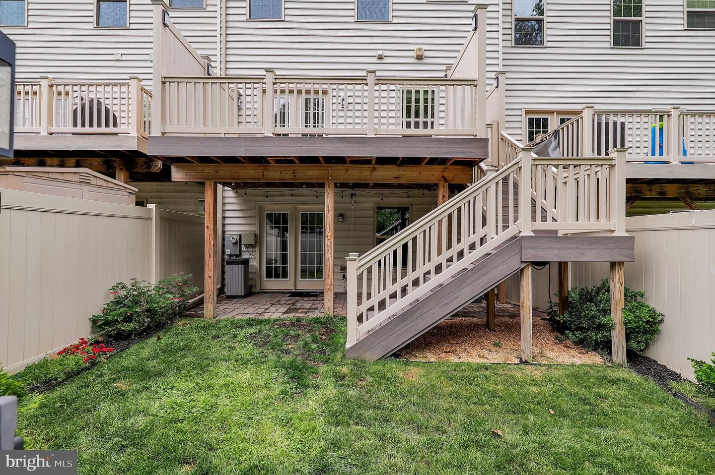 1617 Regent Manor Court photo 35