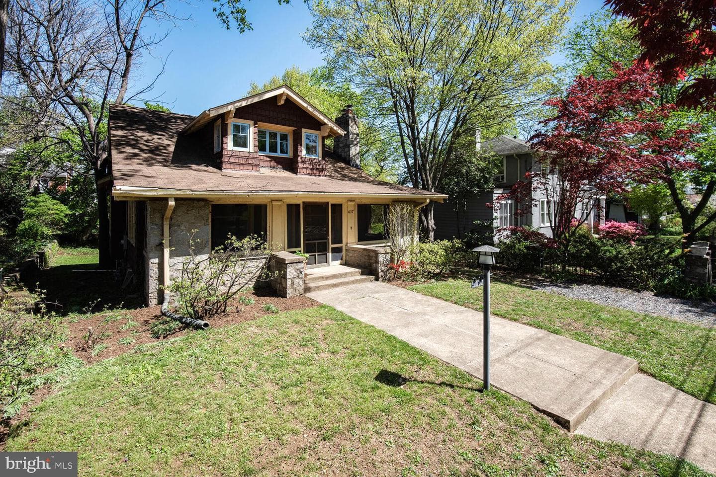 4117 Woodbine Street photo 2