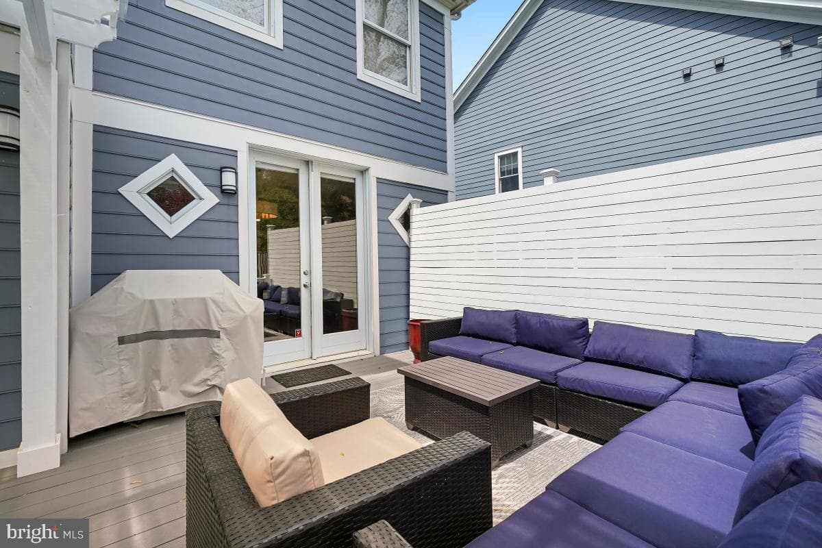 8903 Hempstead Avenue photo 38