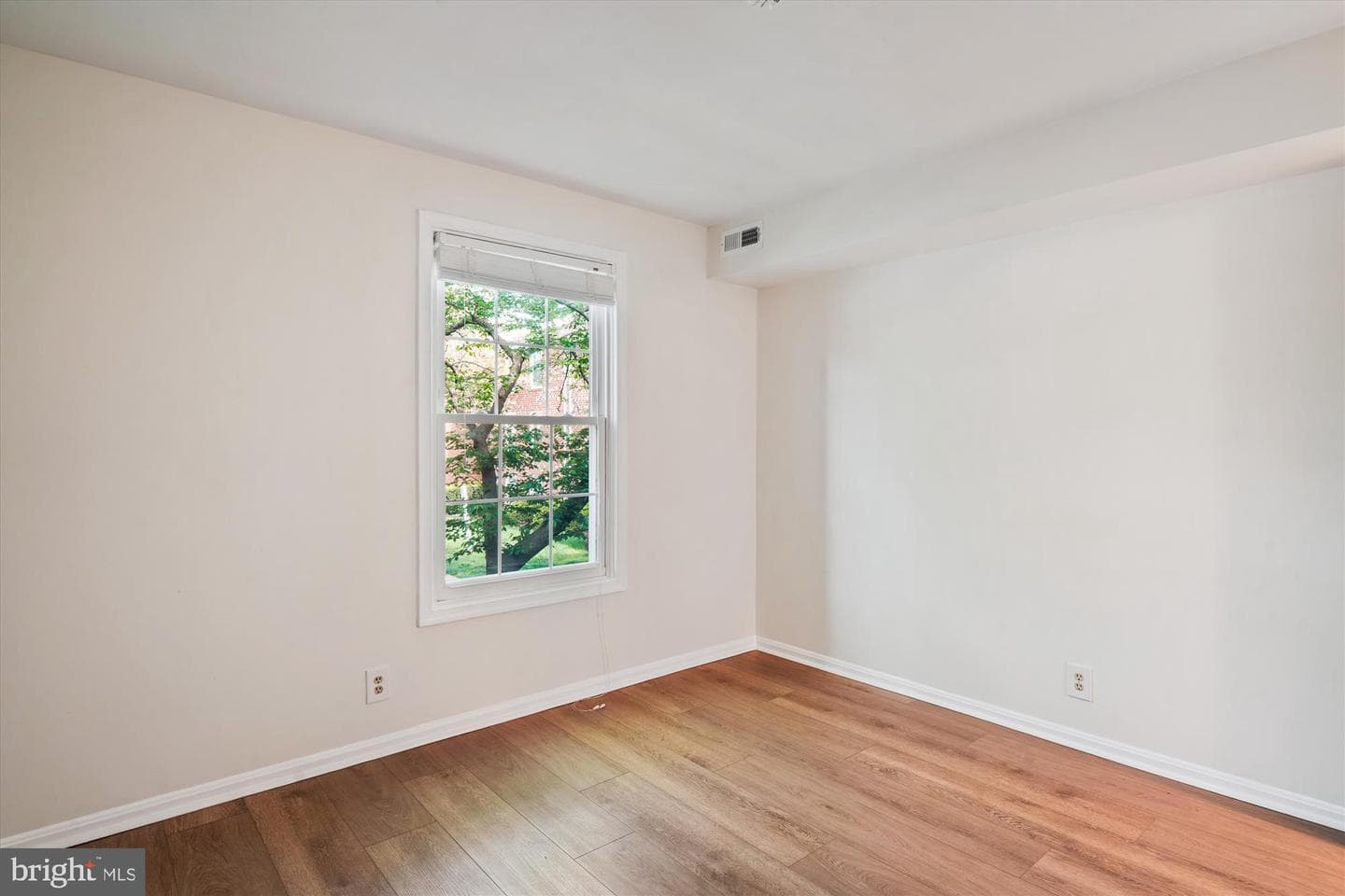 808 Quince Orchard Boulevard #808-10 photo 23
