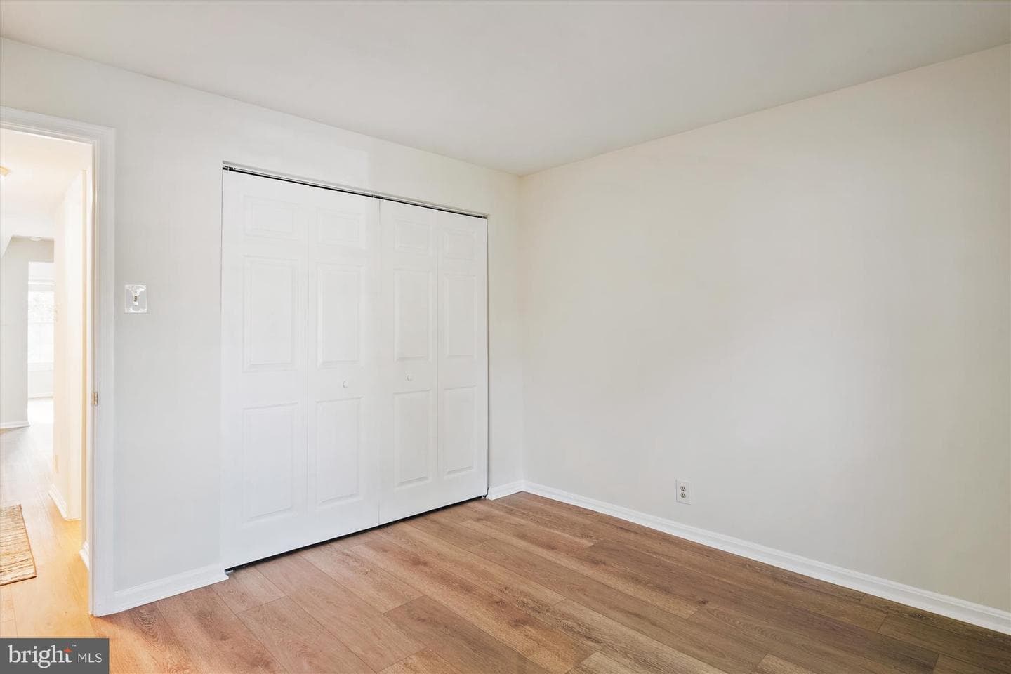 808 Quince Orchard Boulevard #808-10 photo 24