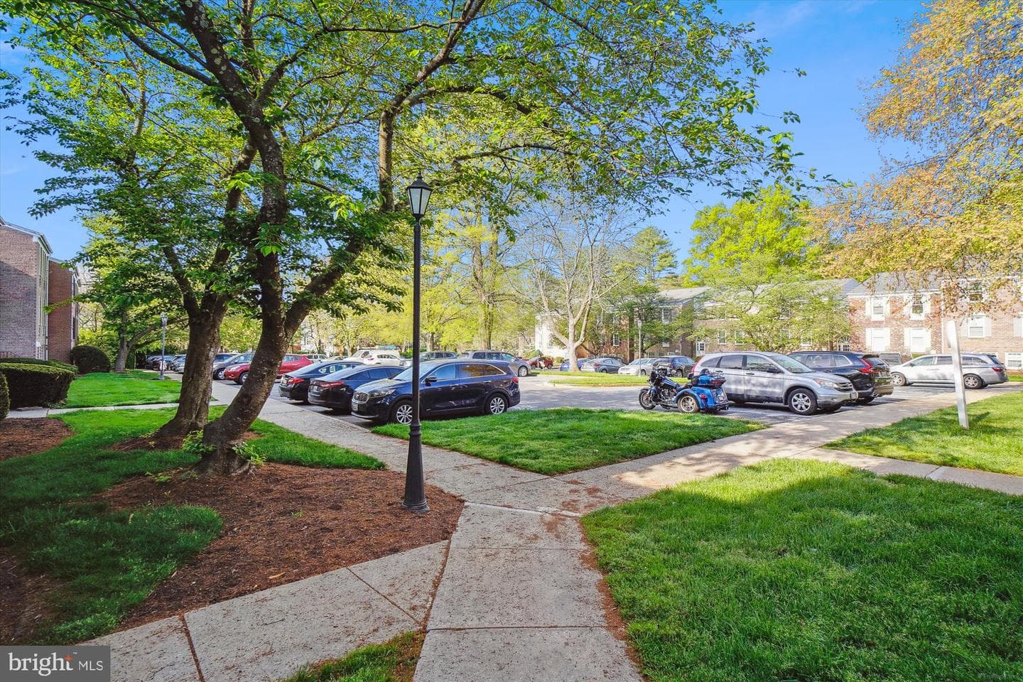 808 Quince Orchard Boulevard #808-10 photo 35