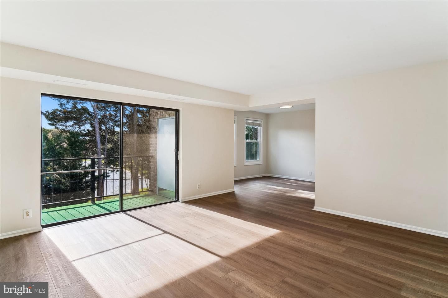 808 Quince Orchard Boulevard #808-10 photo 5