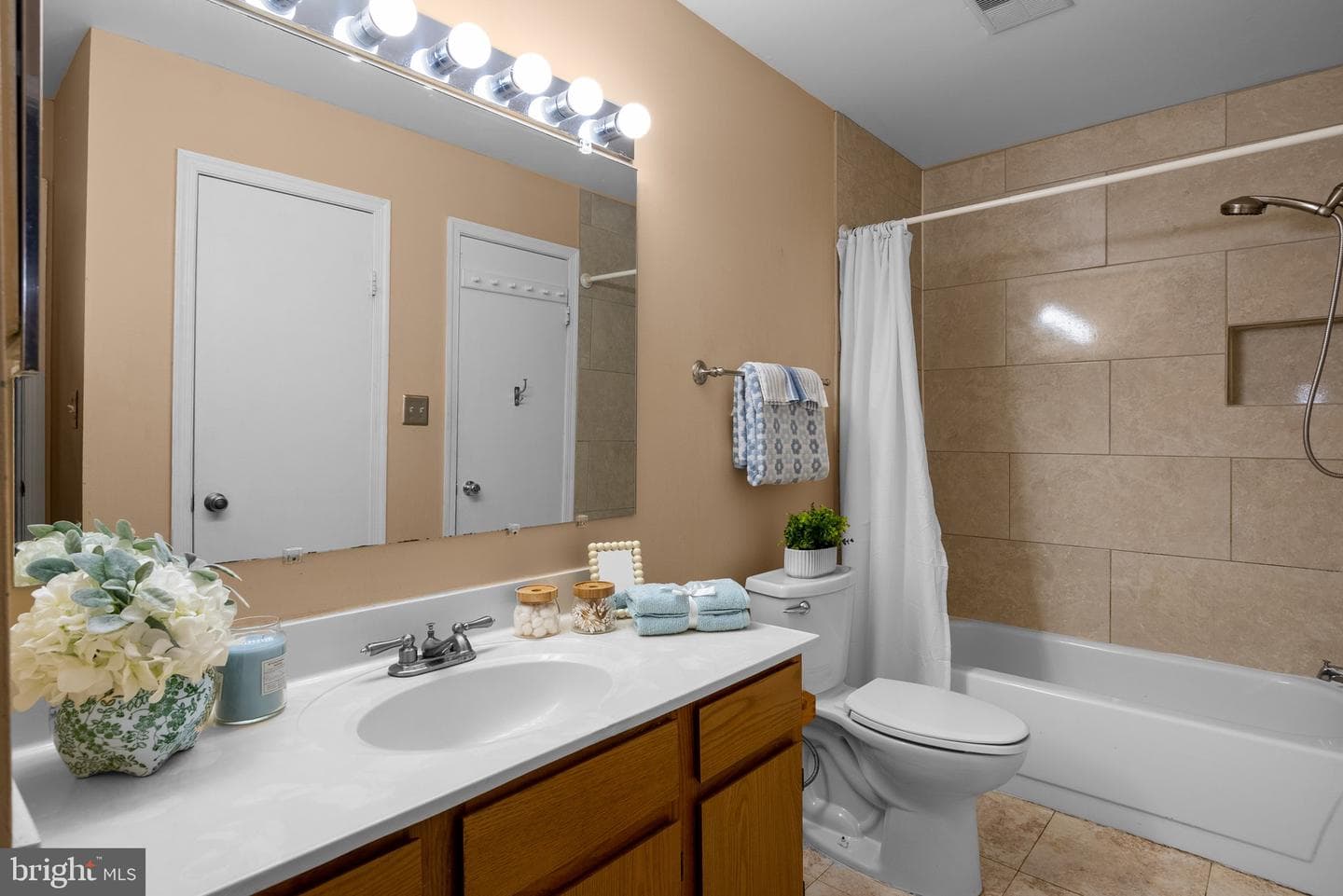 18000 Golden Spring Court #233 photo 18