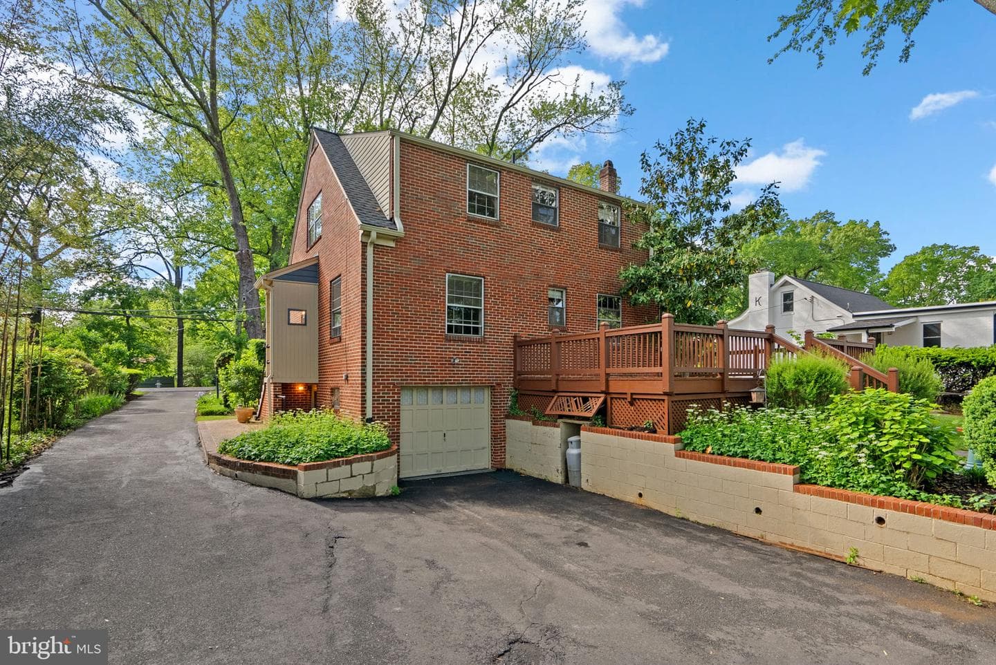 7032 Warfield Road photo 30