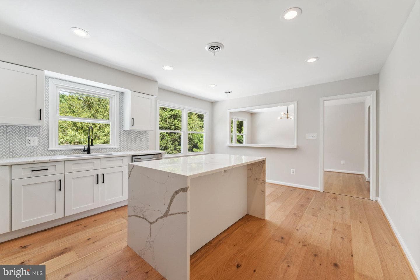 17708 Tree Lawn Drive photo 9