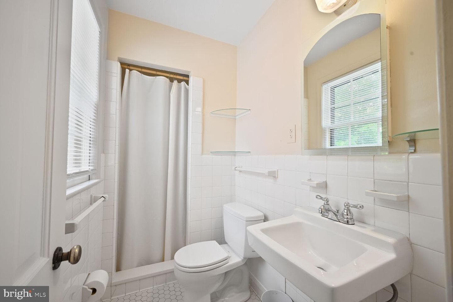 5504 Park Street photo 16