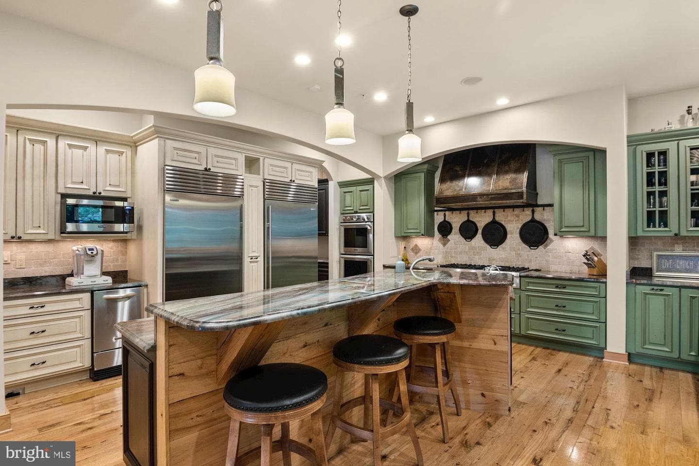 7400 Nevis Road photo 14