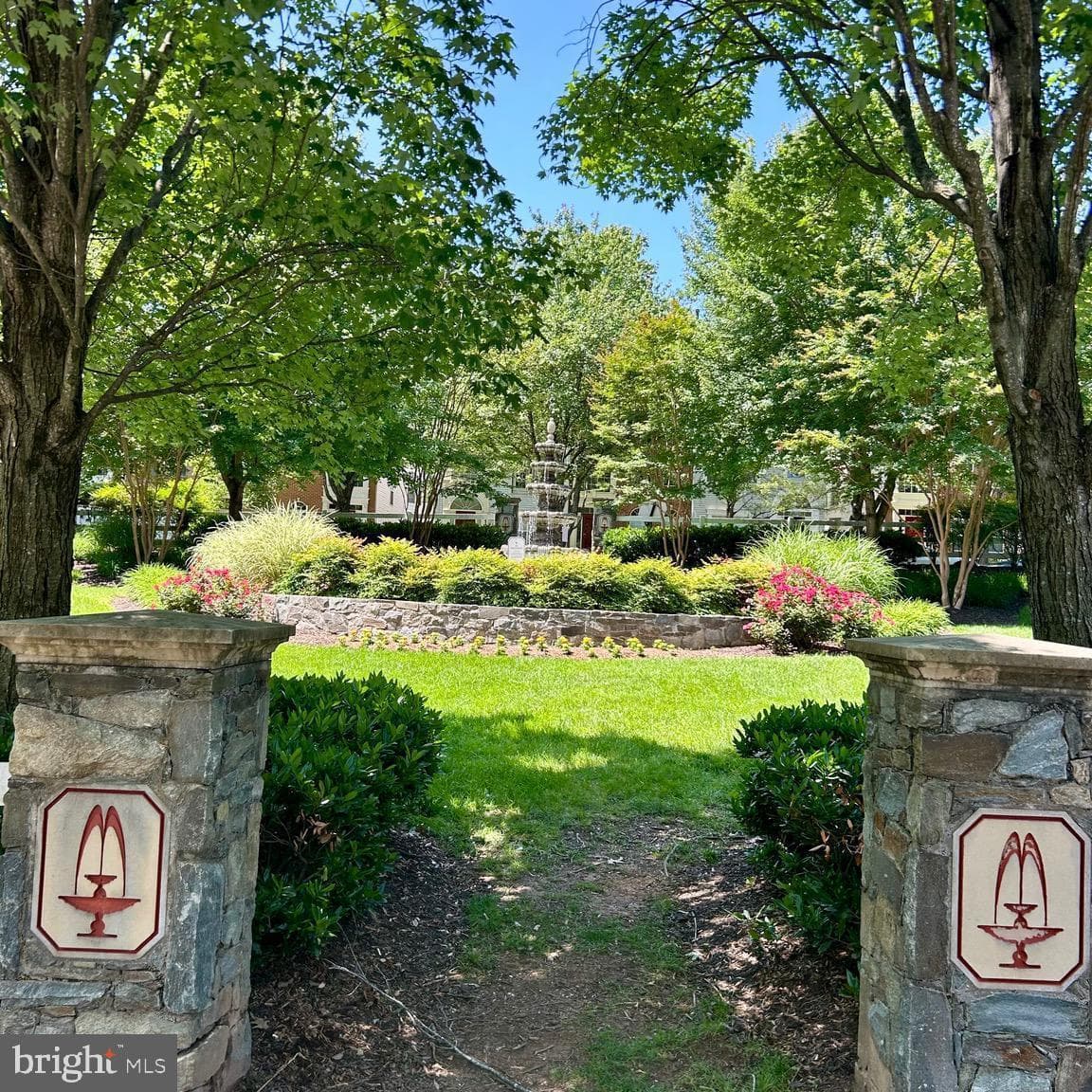 18711 Sparkling Water Drive #10-B photo 34