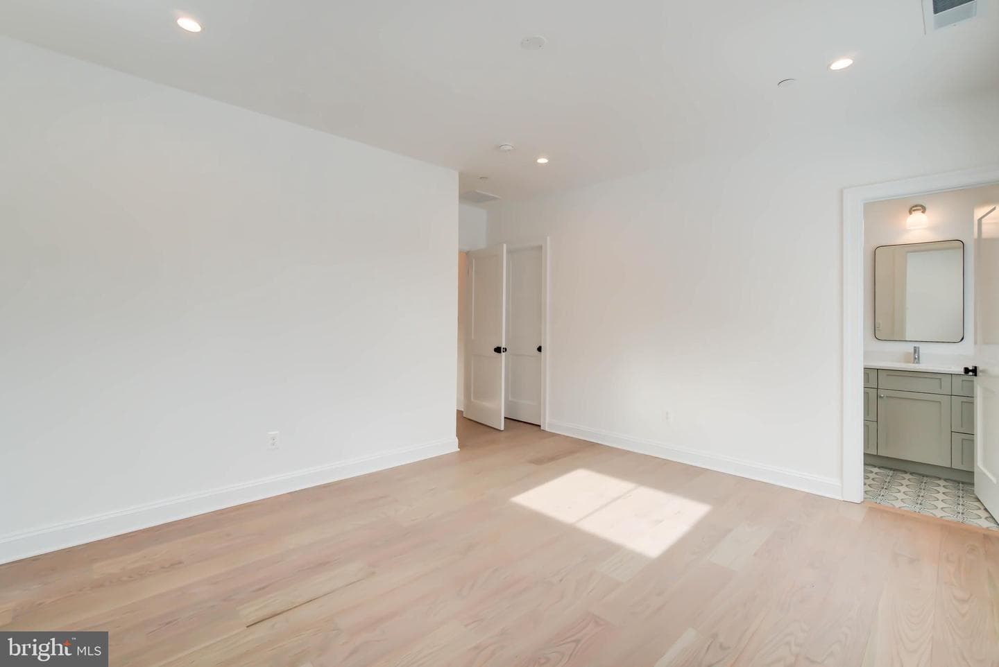 7408 Pyle Road photo 58