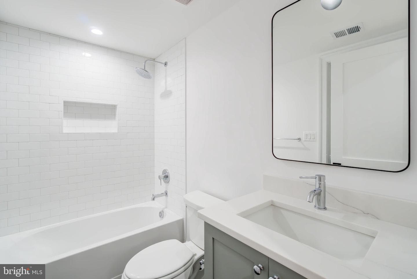 7408 Pyle Road photo 72