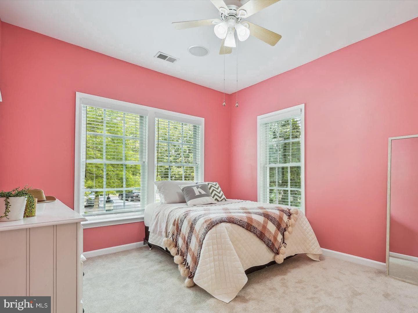 502 Leaning Oak Street photo 32
