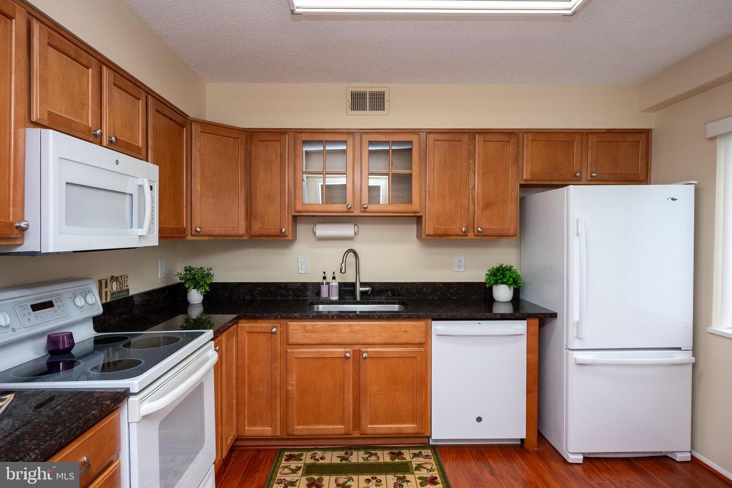 15115 Interlachen Drive #3-625 photo 4