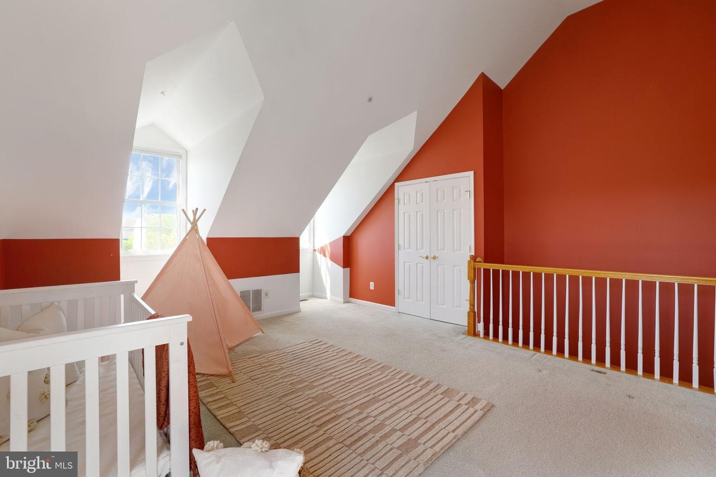 302 Fallsgrove Drive photo 48