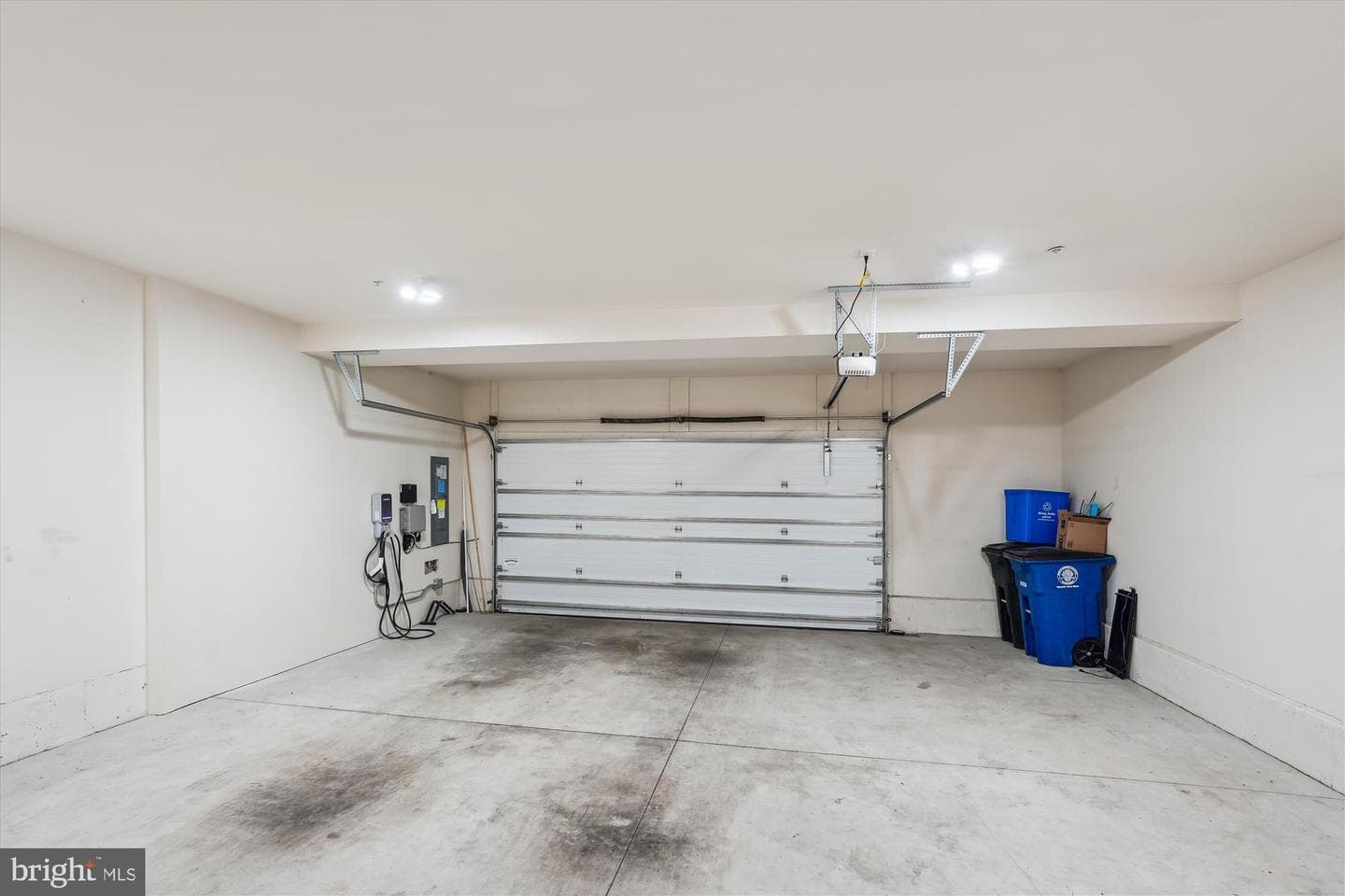 10010 Laureate Way photo 13