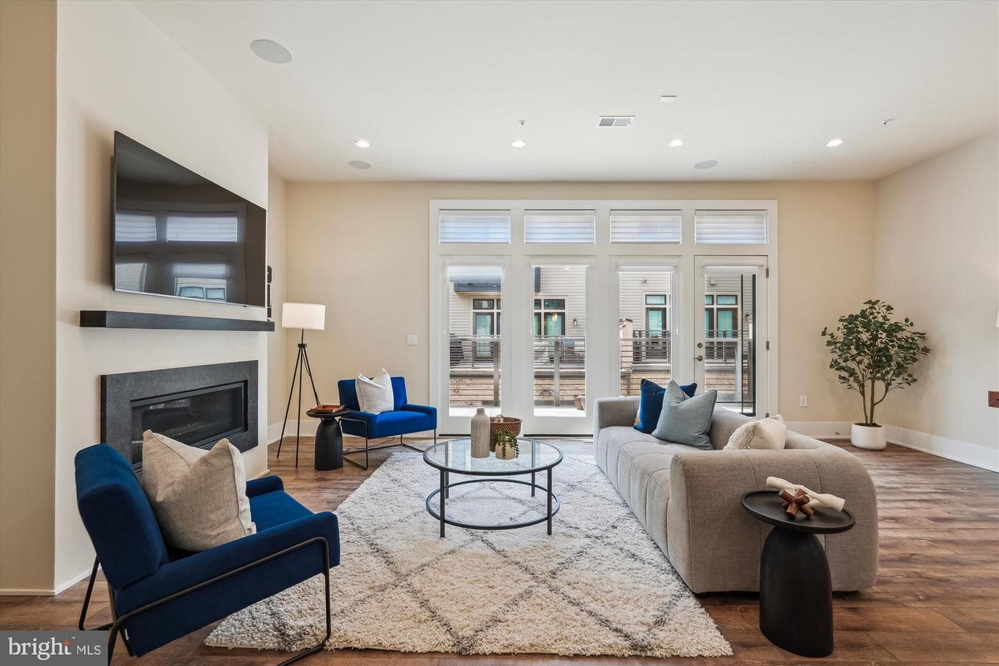10010 Laureate Way photo 22