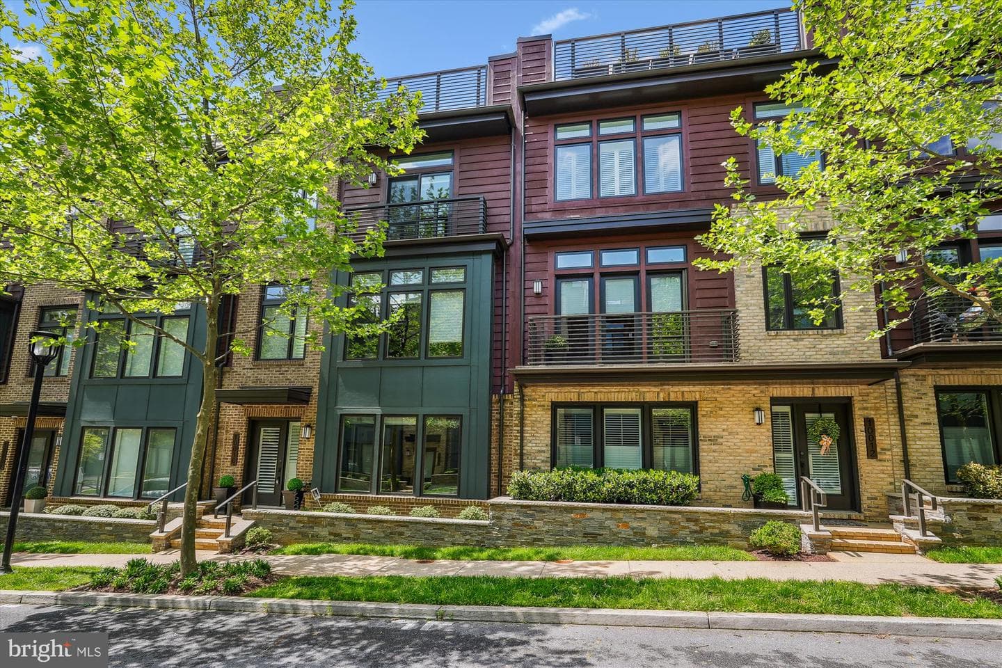 10010 Laureate Way photo 3