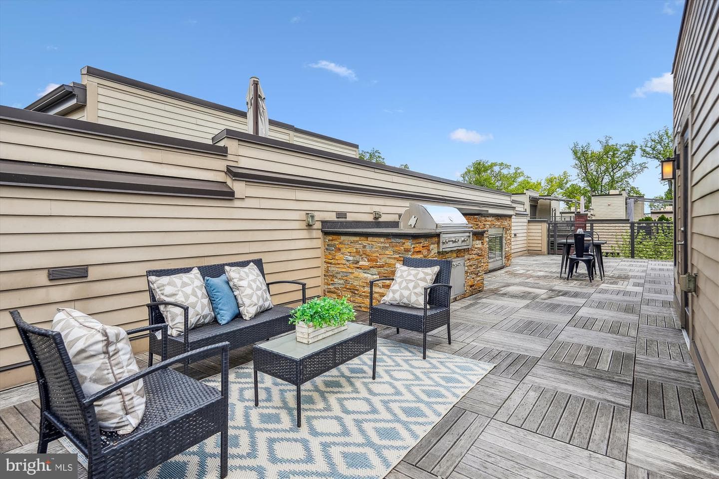 10010 Laureate Way photo 49