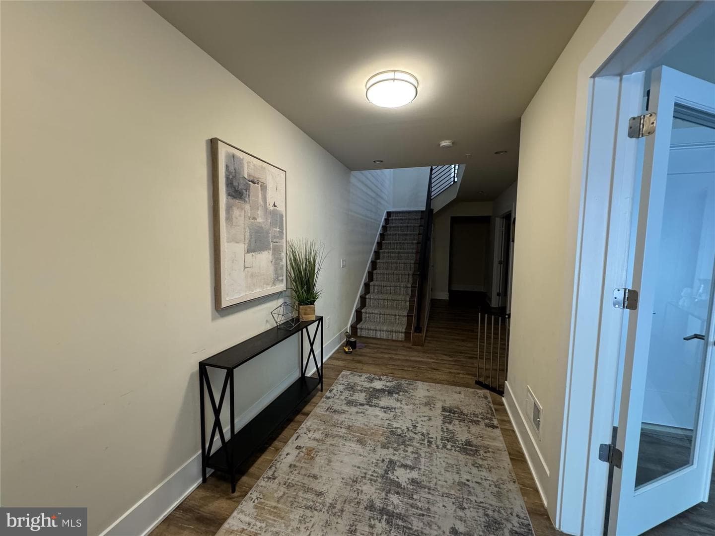 10010 Laureate Way photo 5