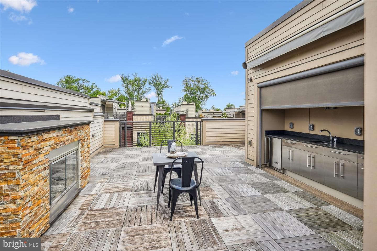 10010 Laureate Way photo 50