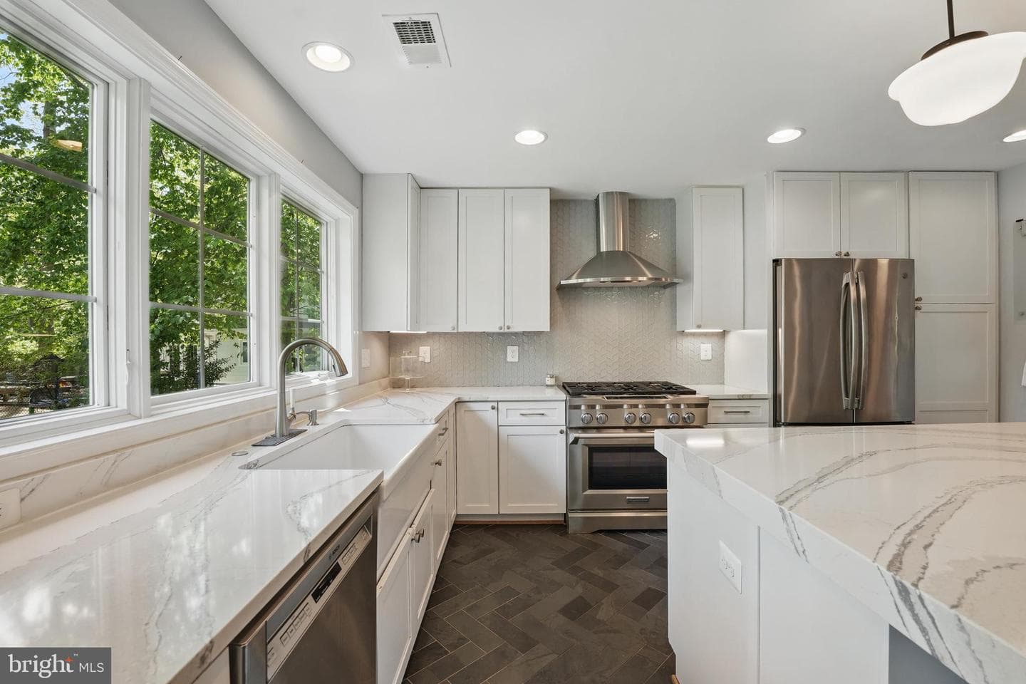 1103 Lancaster Road photo 18