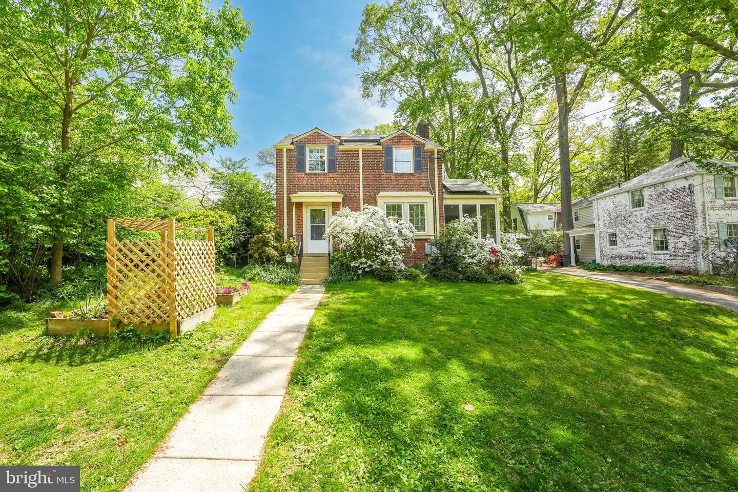 1103 Lancaster Road photo 2