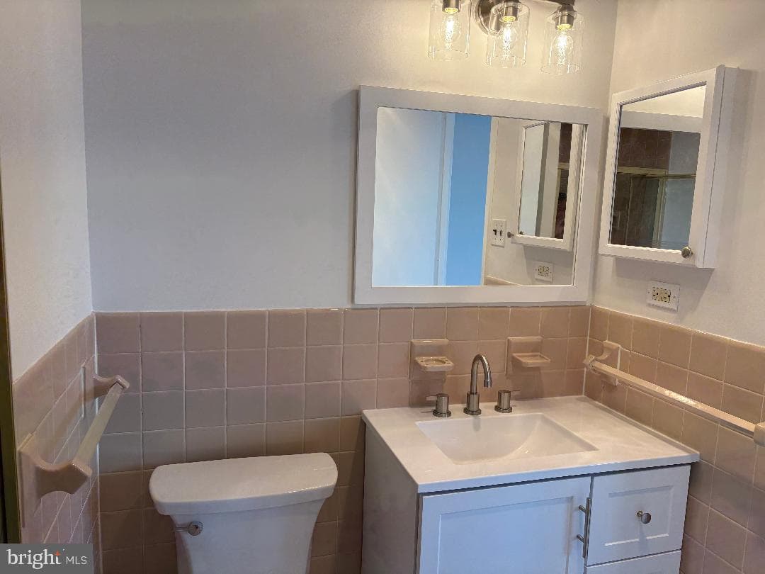 1900 Lyttonsville Road #1006 photo 11