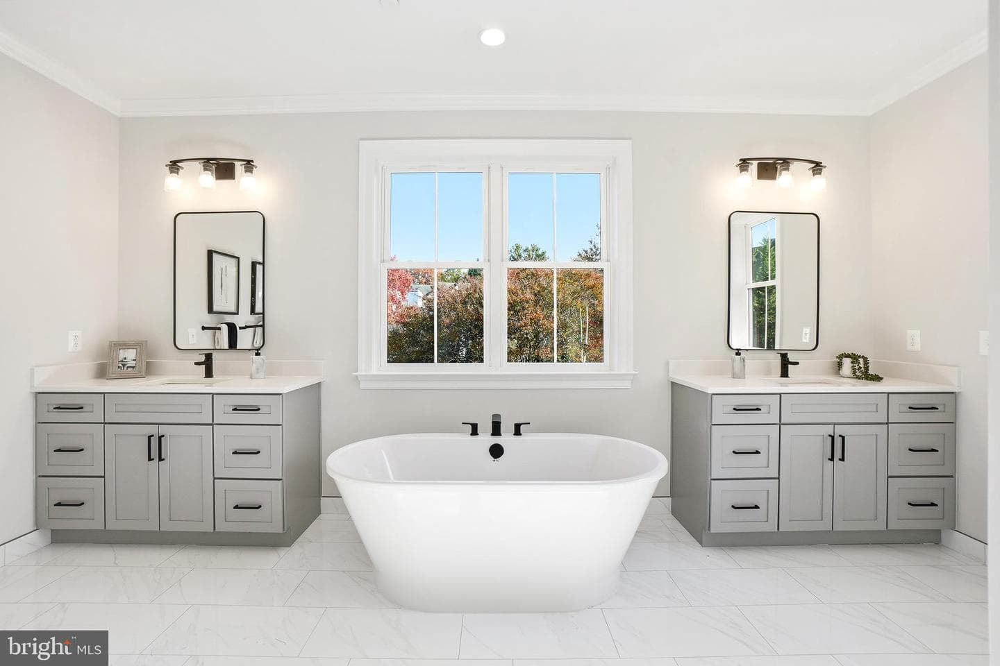 8802 Ridge Road photo 22